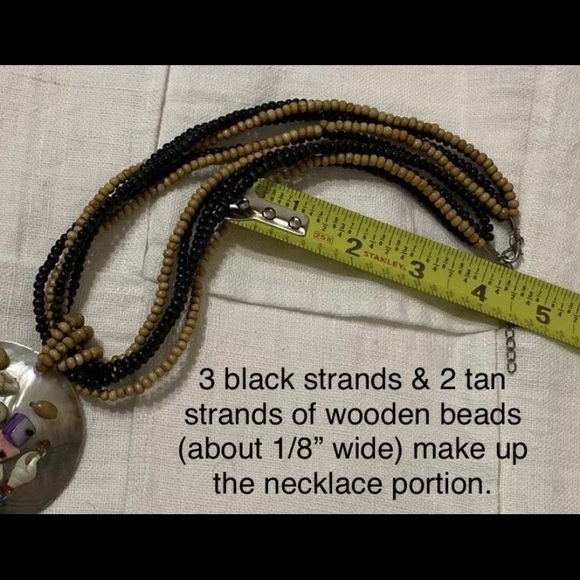 🏖 HP 🏖 Beach Jewelry! Hand Stitched Beads & Shell Pendant - Picture 5 of 10